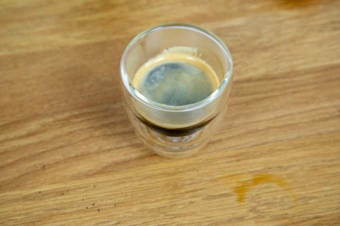 Cyetus Mini 4'ü 1 Arada Anında Isıtmalı Espresso Kahve Makinesi espressonun son çekimi