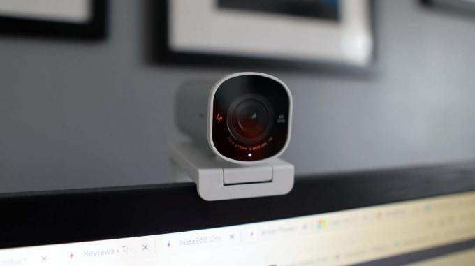 Examen de la webcam de diffusion en continu HP 960 4K