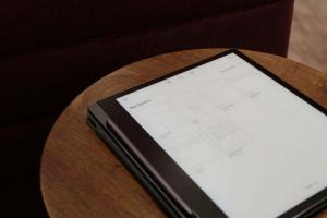 Lenovo Smart Paper Review: First Impressions