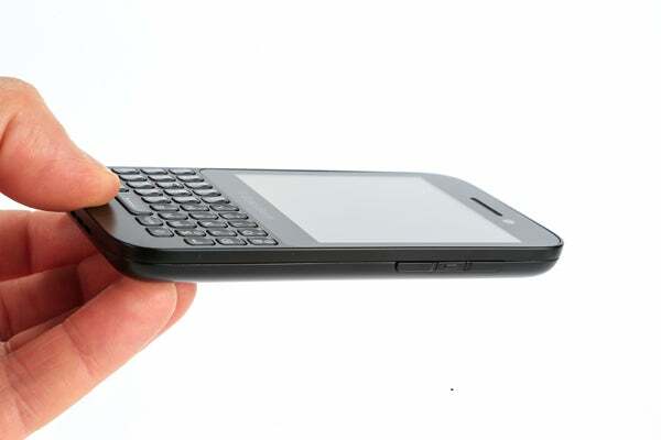 „BlackBerry Q5“