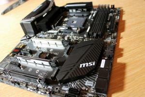 MSI X470 Gaming Pro Carbon anmeldelse