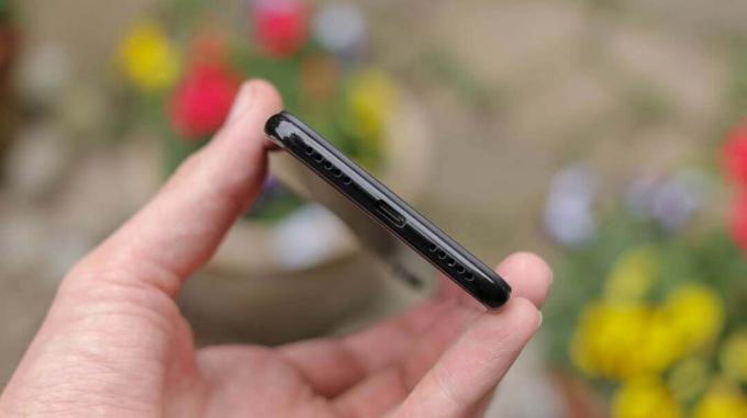 Xiaomi Redmi Note 7 microUSB vinklet håndholdt