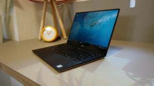 „Dell XPS 13“ ir „Surface“ nešiojamas kompiuteris: kurį turėtumėte įsigyti?