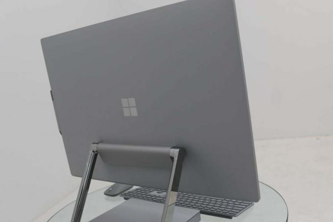 مراجعة Surface Studio 2