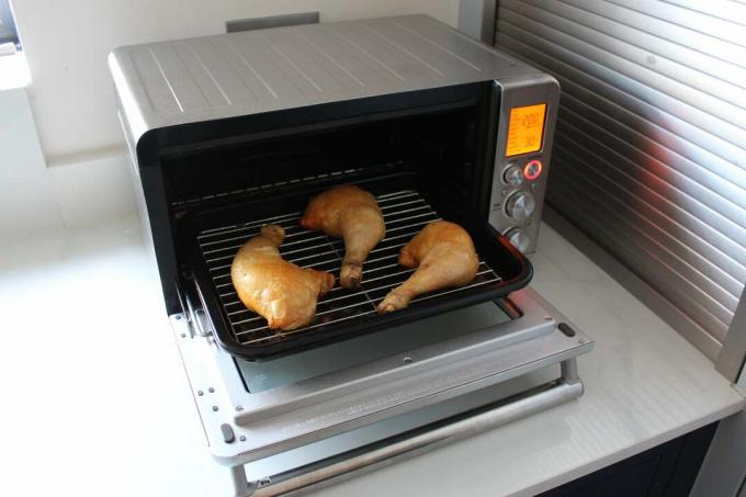 Salvia el pollo Smart Oven Air Fry